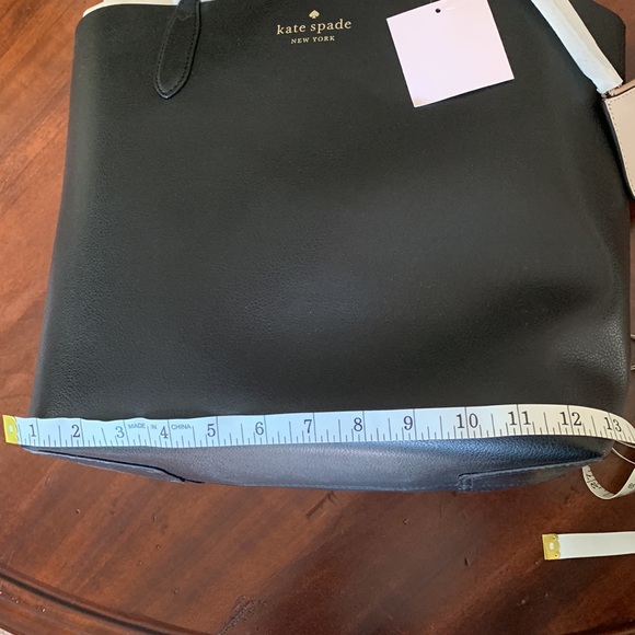 NWT kate spade Ava Reversible Tote - Picture 7 of 9